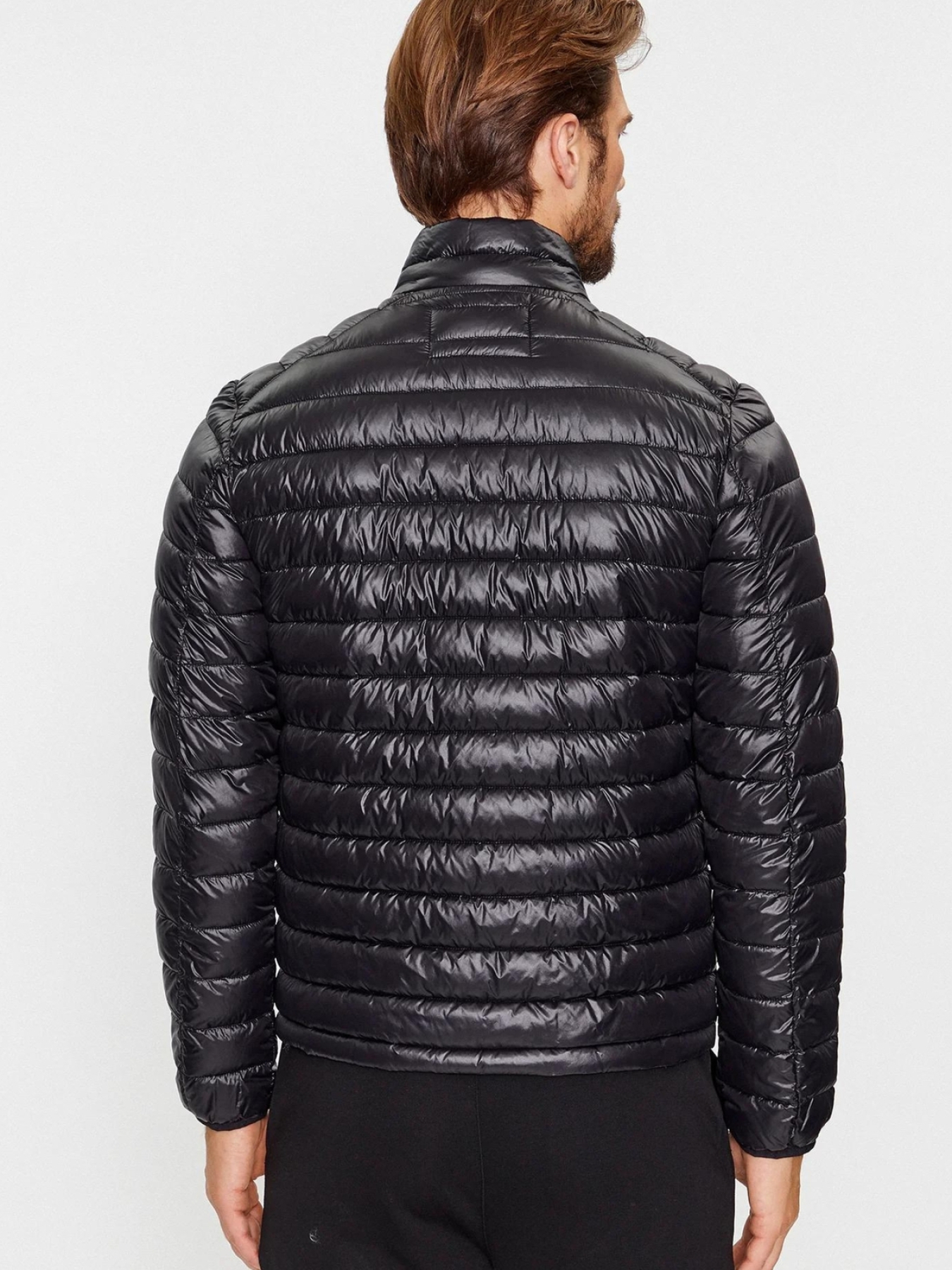 Куртки и дубленки Karl Lagerfeld модель 500590.505022;990 Фото