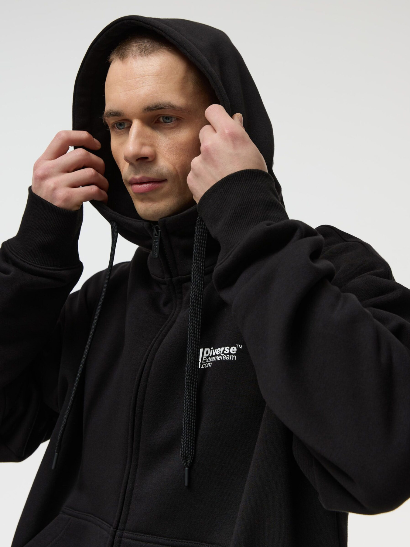 Худі та світшоти DIVERSE Dext Skull Zh1 модель 10048748 Худі та світшоти DIVERSE Dext Skull Zh1 модель 10048748 Фото
