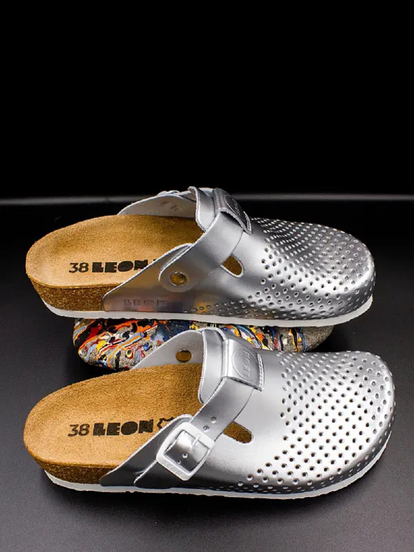 Шльопанці Leon модель 4250-Silver Фото