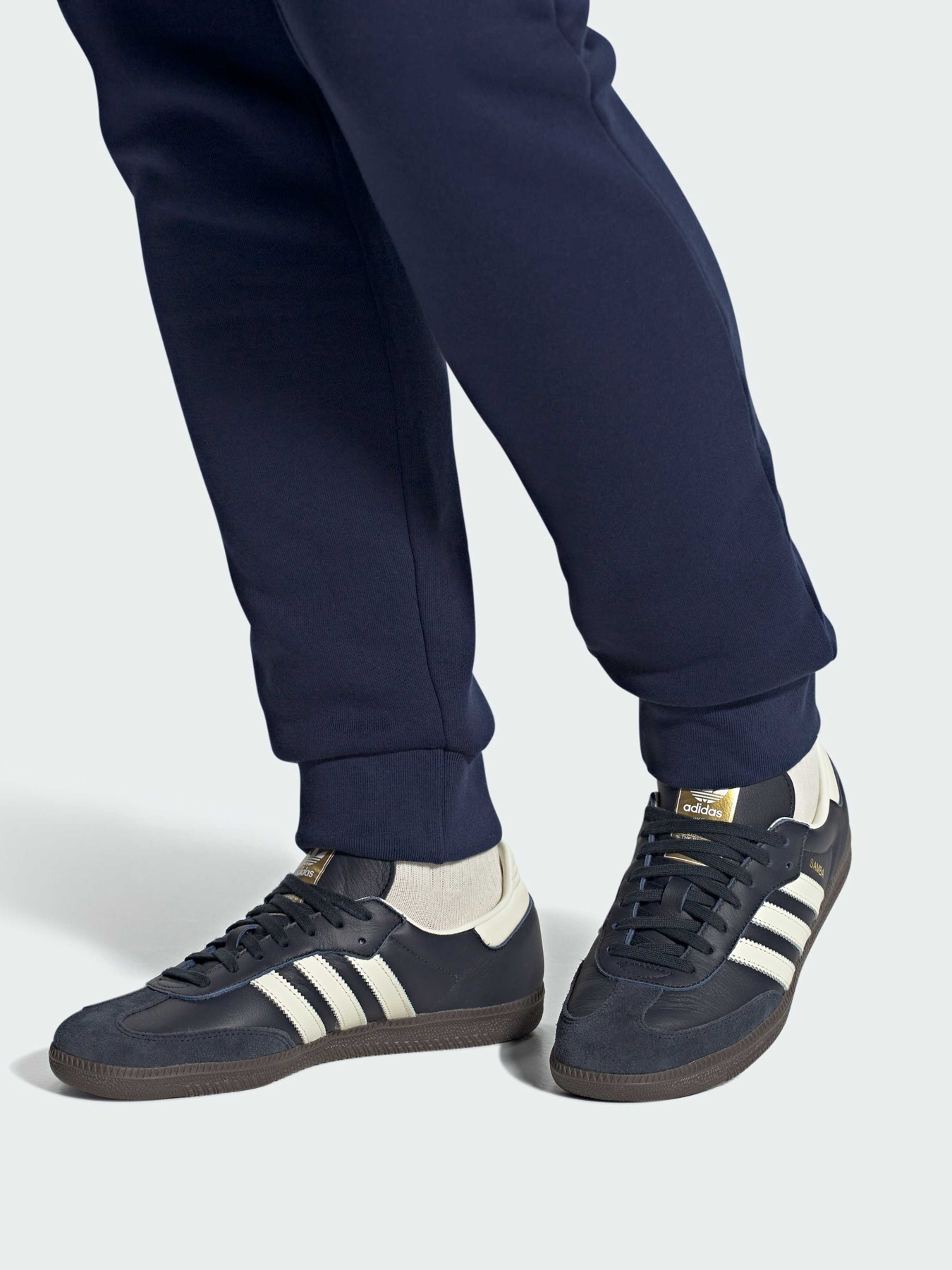 Кеди Adidas Samba модель ID2056 Кеди Adidas Samba модель ID2056 Фото