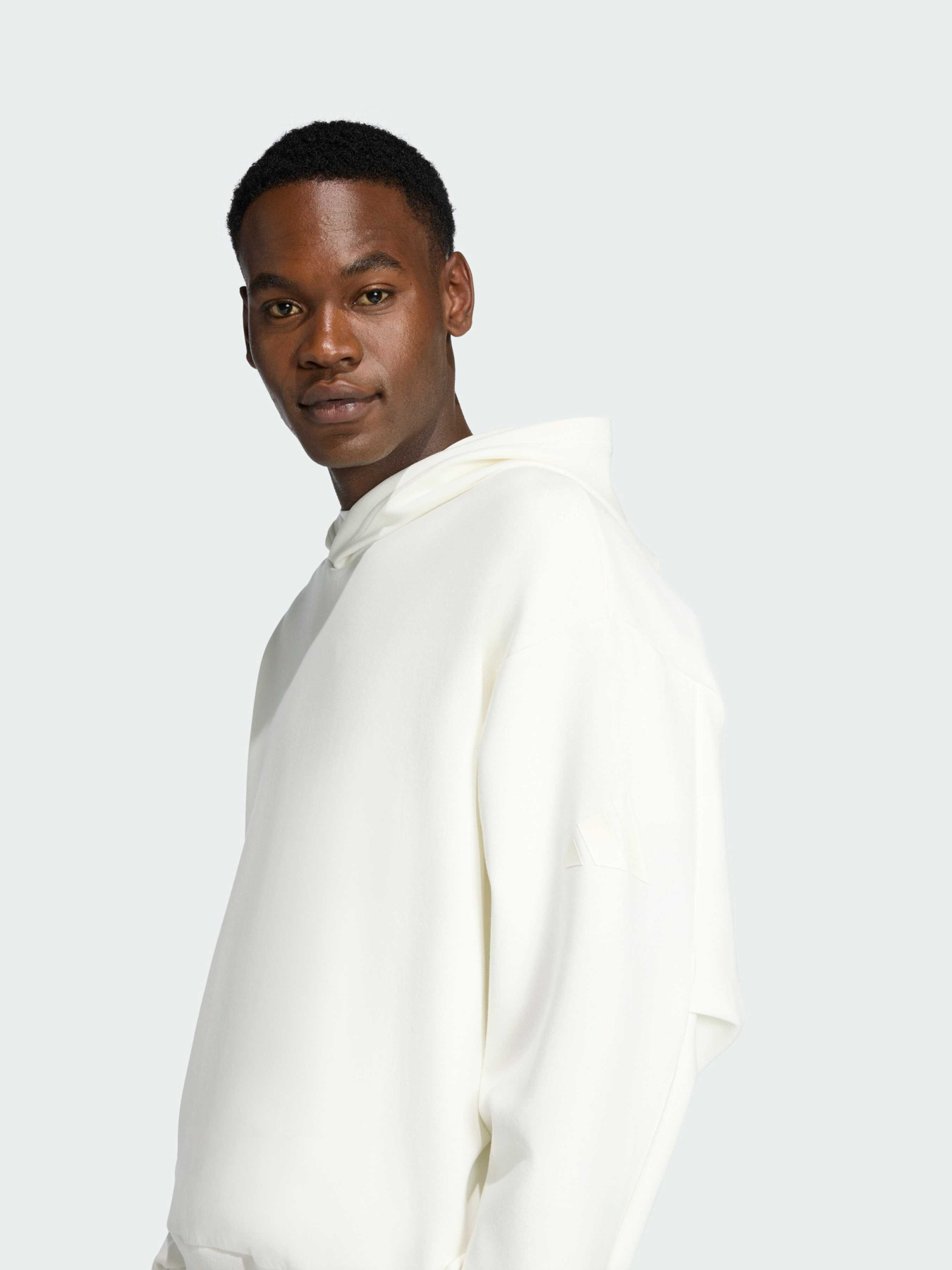 Худи и свитшоты Adidas модель KF8596 Худи и свитшоты Adidas модель KF8596 Фото