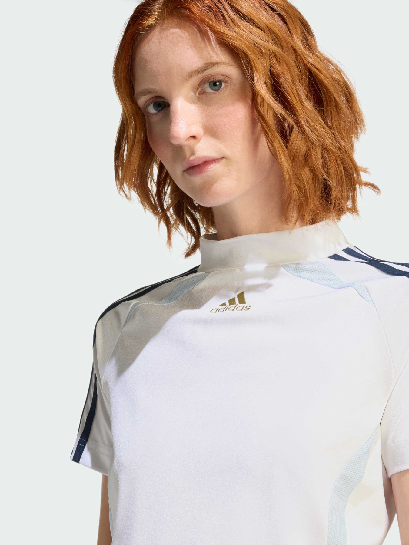 Футболки и поло Adidas Adicolor модель KC9197 Футболки и поло Adidas Adicolor модель KC9197 Фото