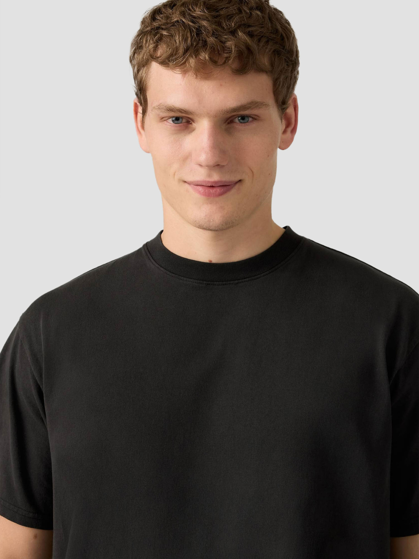 Футболки і поло Levi's модель 0049F;0025 Футболки і поло Levi's модель 0049F;0025 Фото