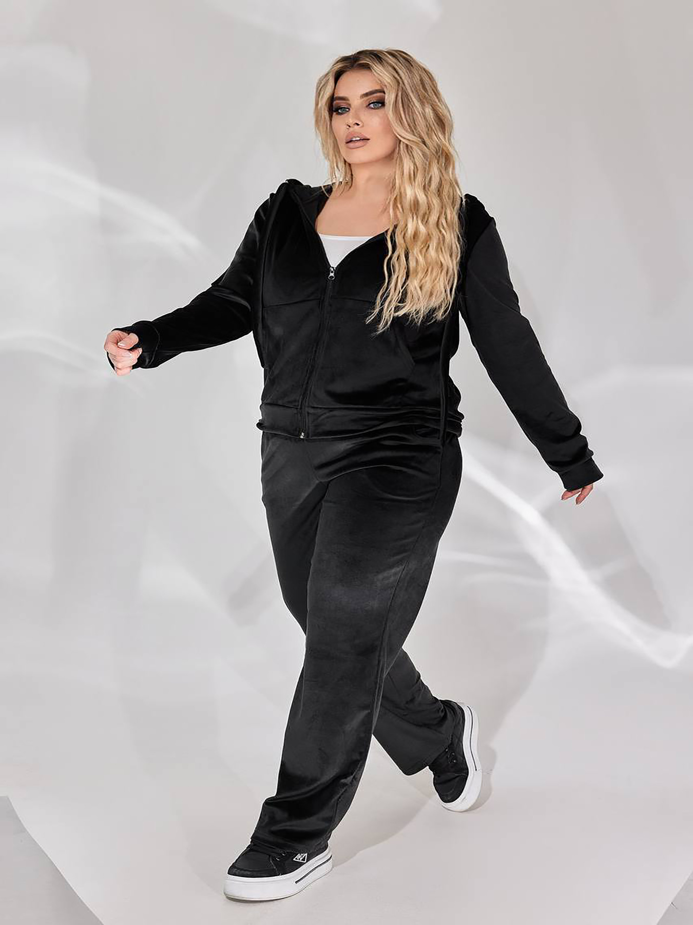 Костюми INNOE модель 300006-2 Костюми INNOE модель 300006-2 Фото