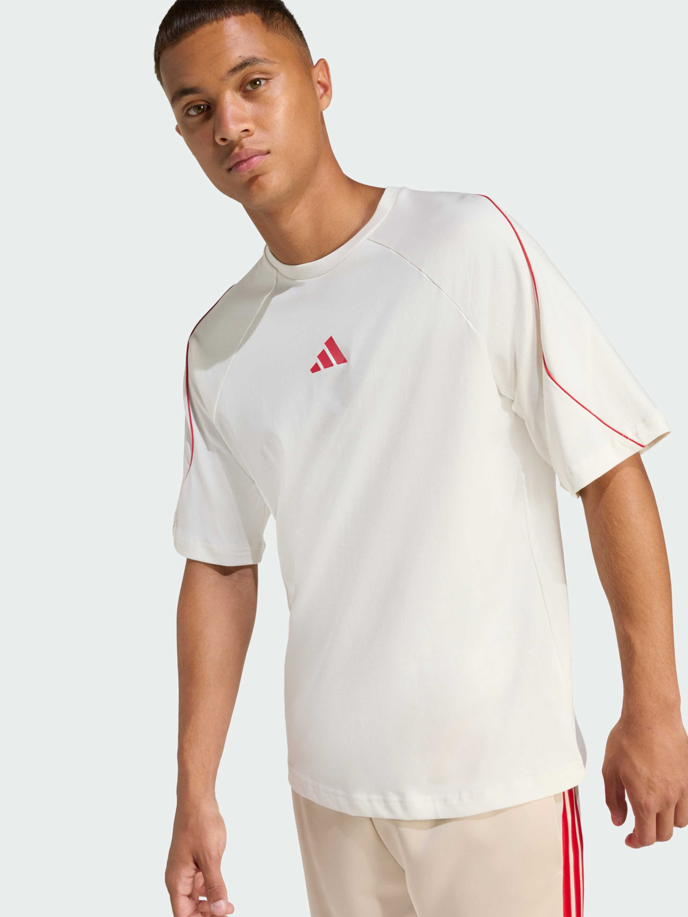Футболки и поло Adidas модель KC0428 Футболки и поло Adidas модель KC0428 Фото