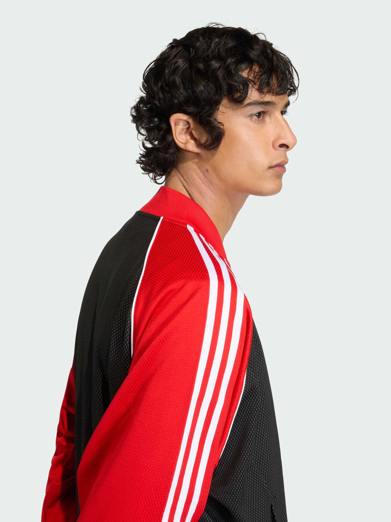 Худи и свитшоты Adidas модель KE0115 Фото
