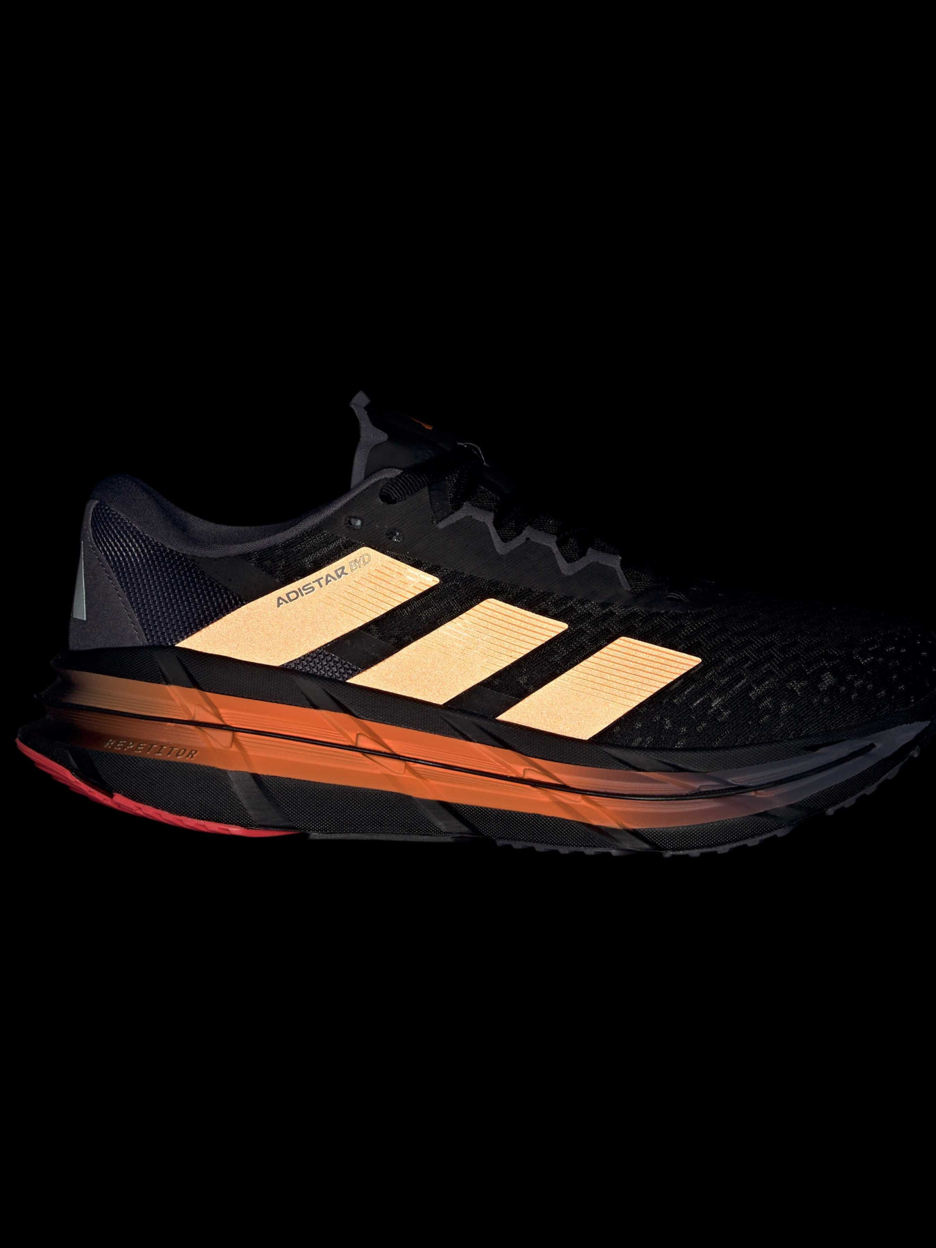 Кроссовки Adidas модель JQ0838 Кроссовки Adidas модель JQ0838 Фото