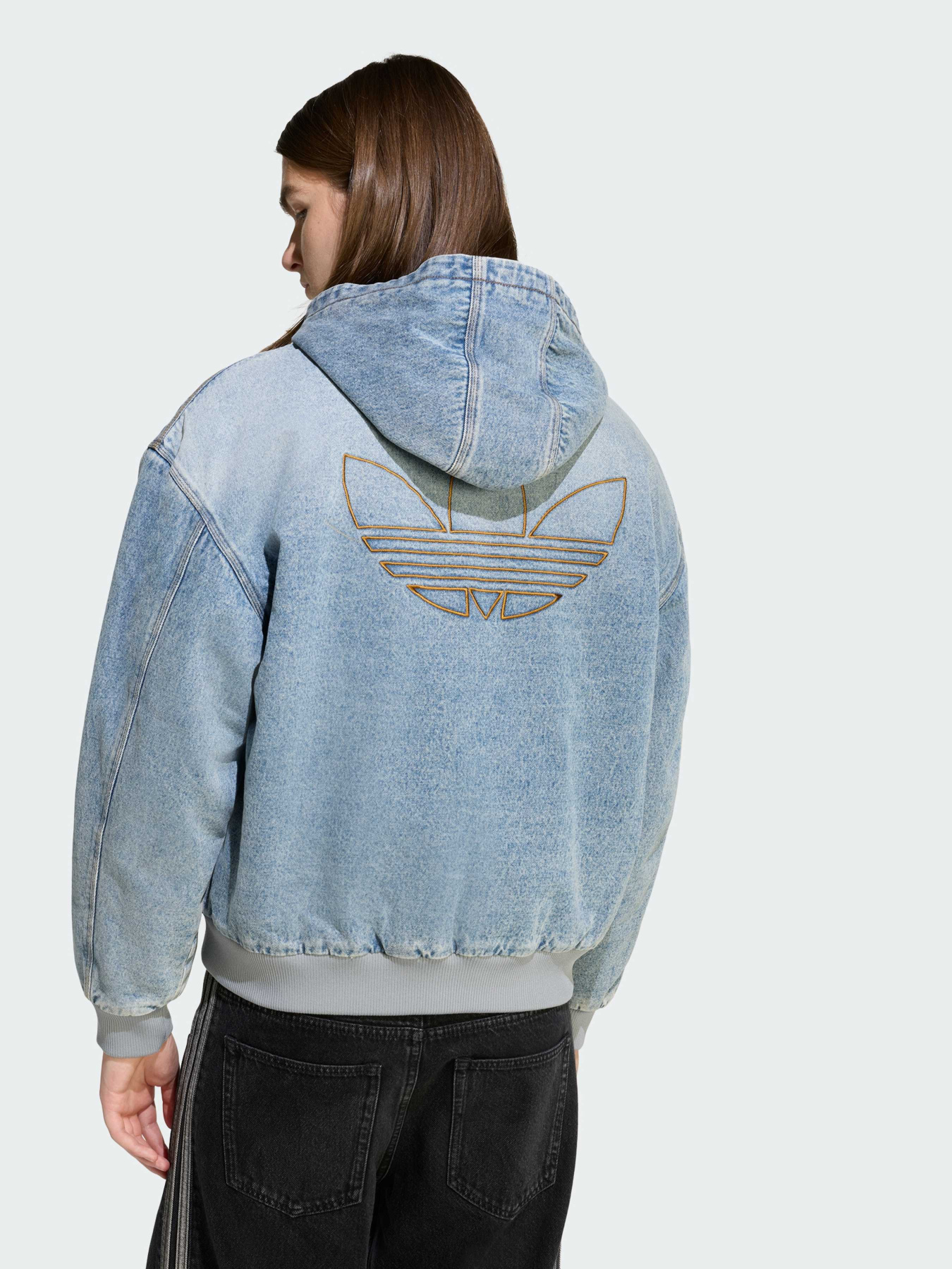Куртки та дублянки Adidas модель KE0131 Фото