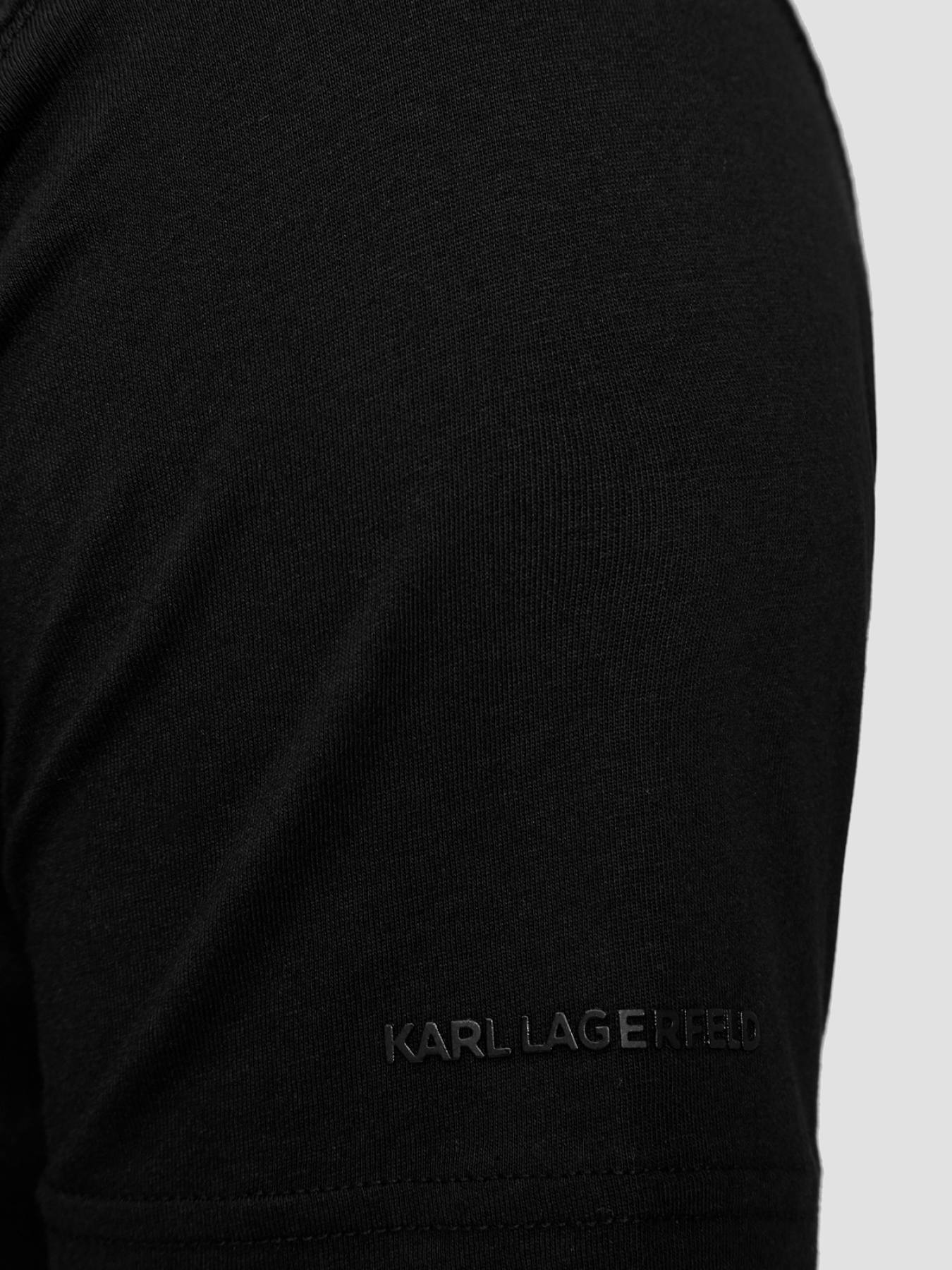 Футболки и поло Karl Lagerfeld модель 500298.765000;990 Фото