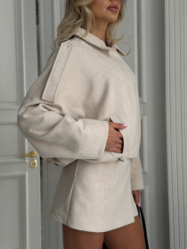 Куртки и дубленки Jadone Fashion модель Trim_moloko Фото