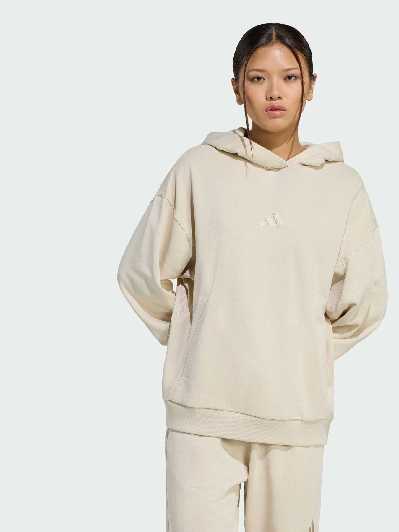 Худи и свитшоты Adidas модель JY7784 Худи и свитшоты Adidas модель JY7784 Фото