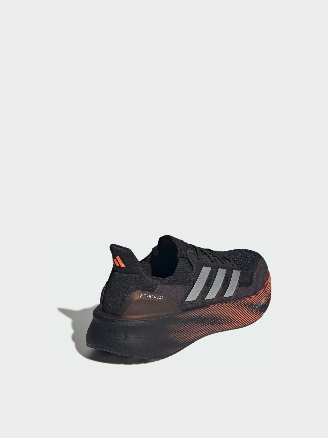 Кросівки Adidas Ultraboost модель JQ6653 Кросівки Adidas Ultraboost модель JQ6653 Фото