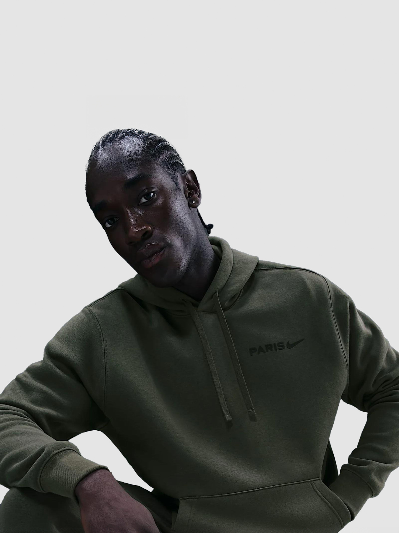 Худі та світшоти NIKE Psg Club Olive модель HM2888-325 Худі та світшоти NIKE Psg Club Olive модель HM2888-325 Фото