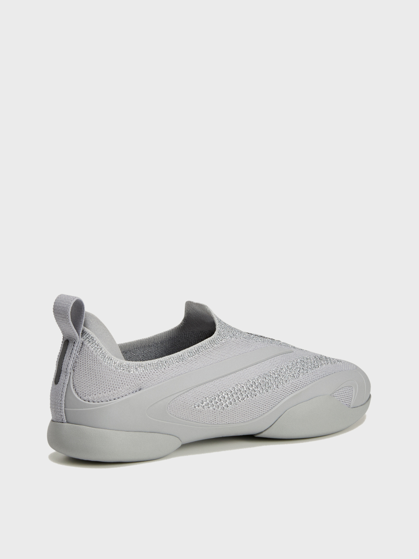 Кросівки Adidas модель KJ1024 Фото