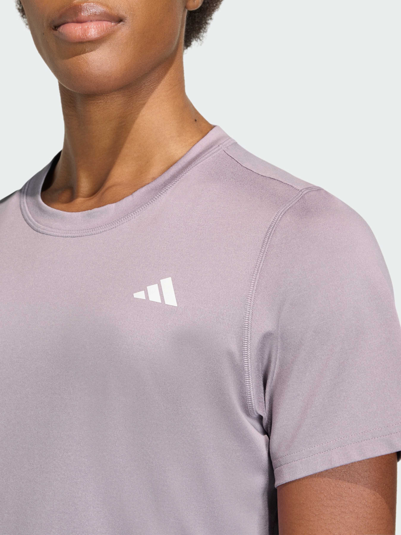 Футболки и поло Adidas модель KC0392 Футболки и поло Adidas модель KC0392 Фото