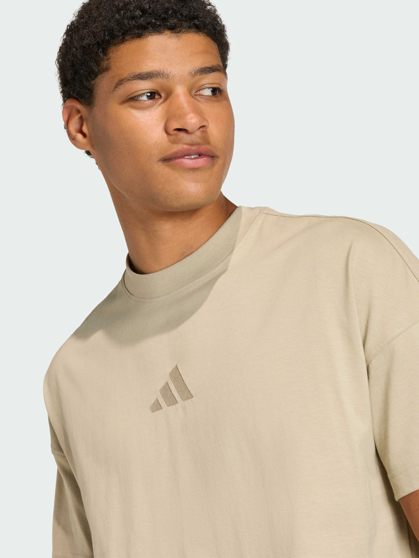 Футболки и поло Adidas модель KC3187 Футболки и поло Adidas модель KC3187 Фото