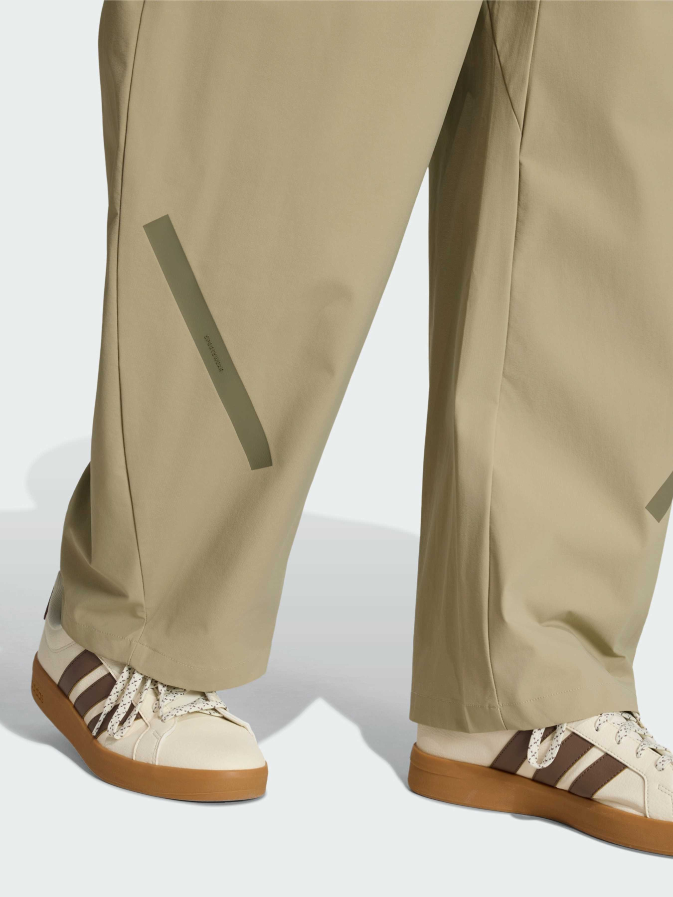Штани Adidas ZNE модель KE6555 Штани Adidas ZNE модель KE6555 Фото
