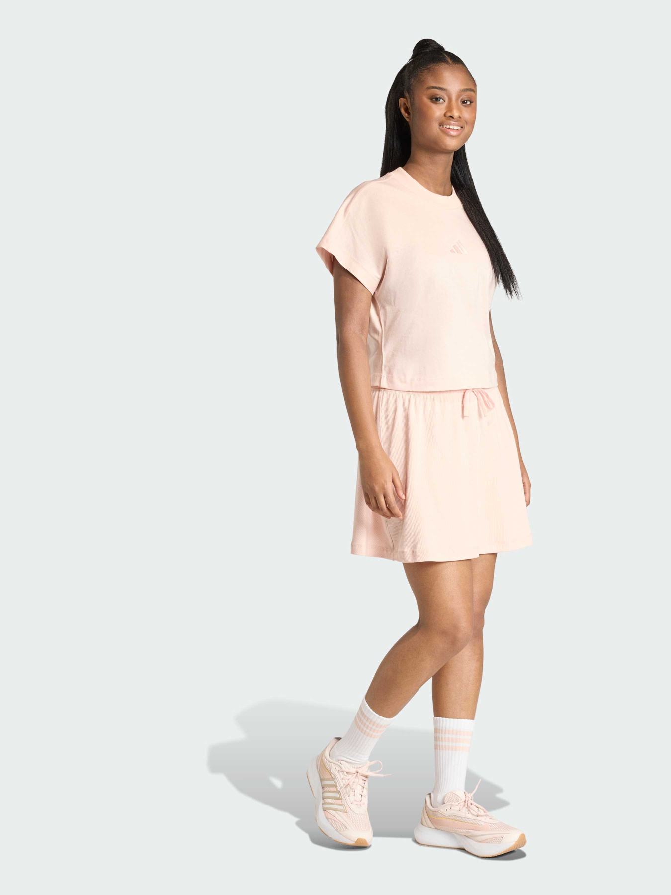 Футболки и поло Adidas модель JY7807 Футболки и поло Adidas модель JY7807 Фото