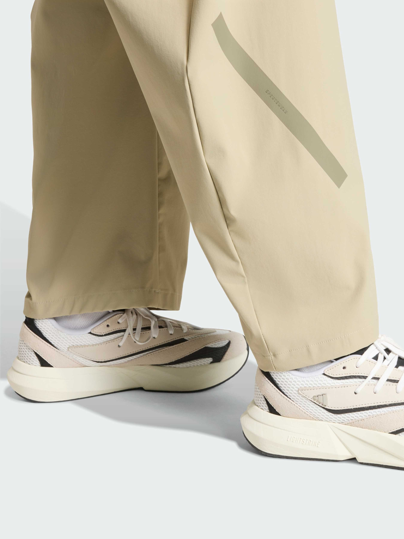 Брюки Adidas ZNE модель KD8481 Брюки Adidas ZNE модель KD8481 Фото