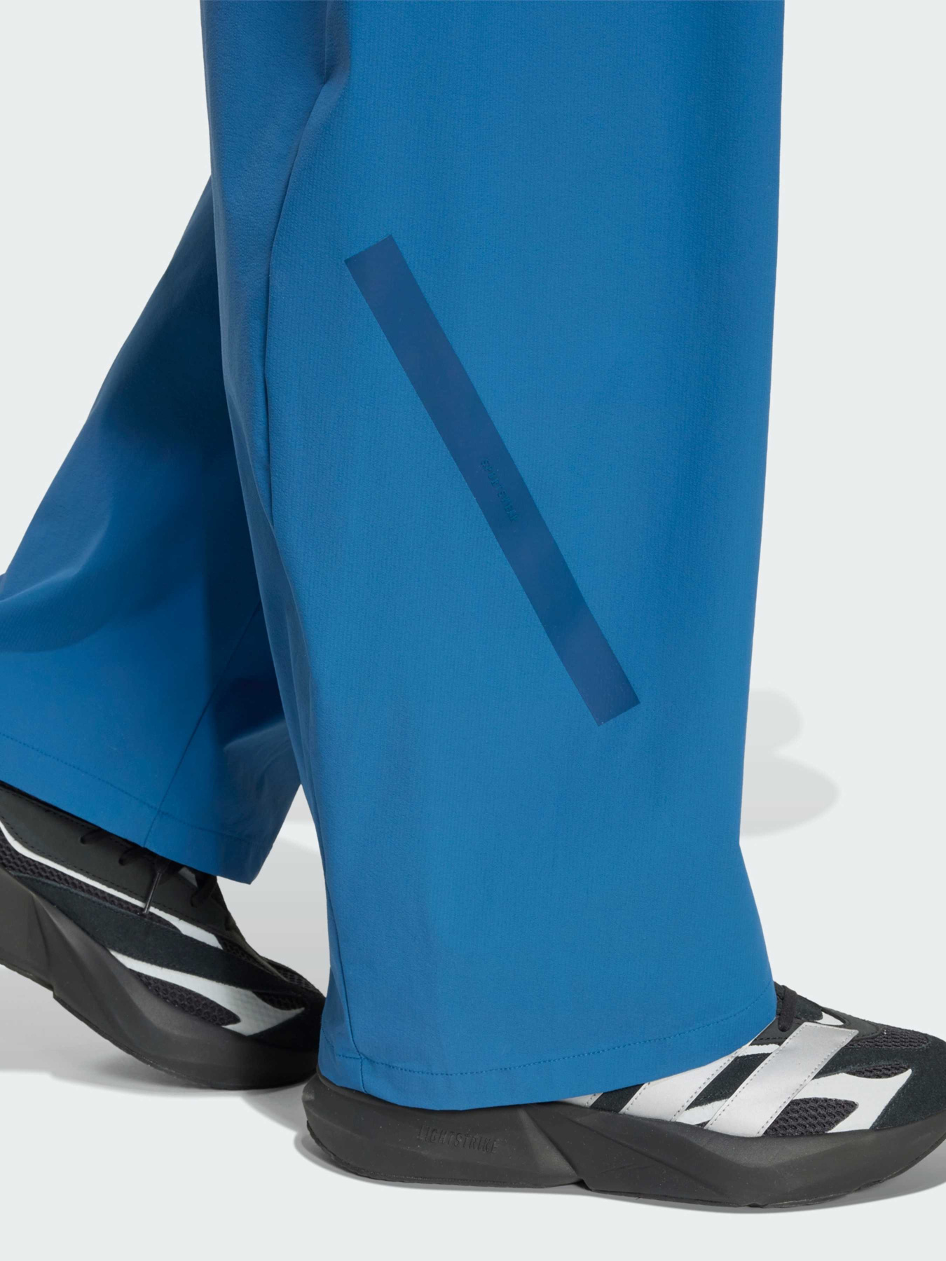 Брюки Adidas ZNE модель KF0578 Брюки Adidas ZNE модель KF0578 Фото