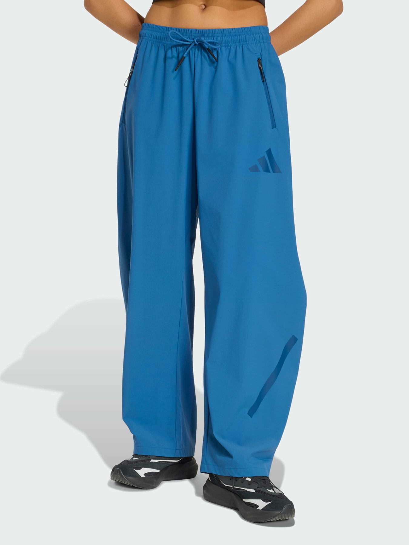 Брюки Adidas ZNE модель KF0578 Брюки Adidas ZNE модель KF0578 Фото