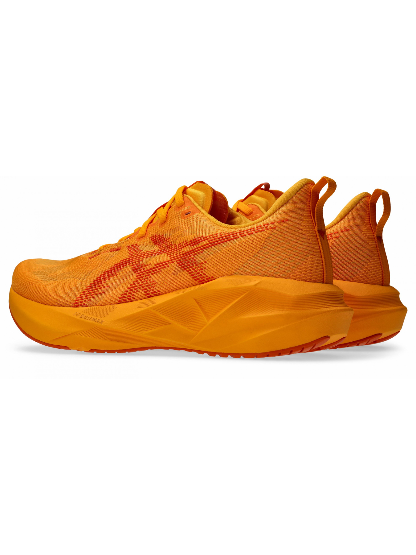 Кросівки Asics Novablast модель 1011B974-800 Кросівки Asics Novablast модель 1011B974-800 Фото