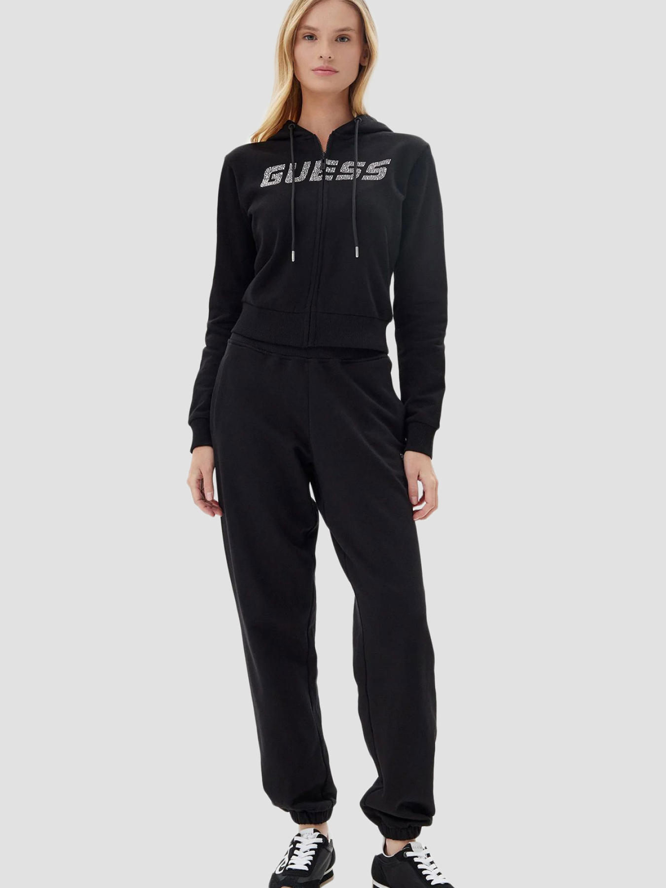 Худі та світшоти GUESS модель V5GQ10.KCRP0;JBLK Худі та світшоти GUESS модель V5GQ10.KCRP0;JBLK Фото