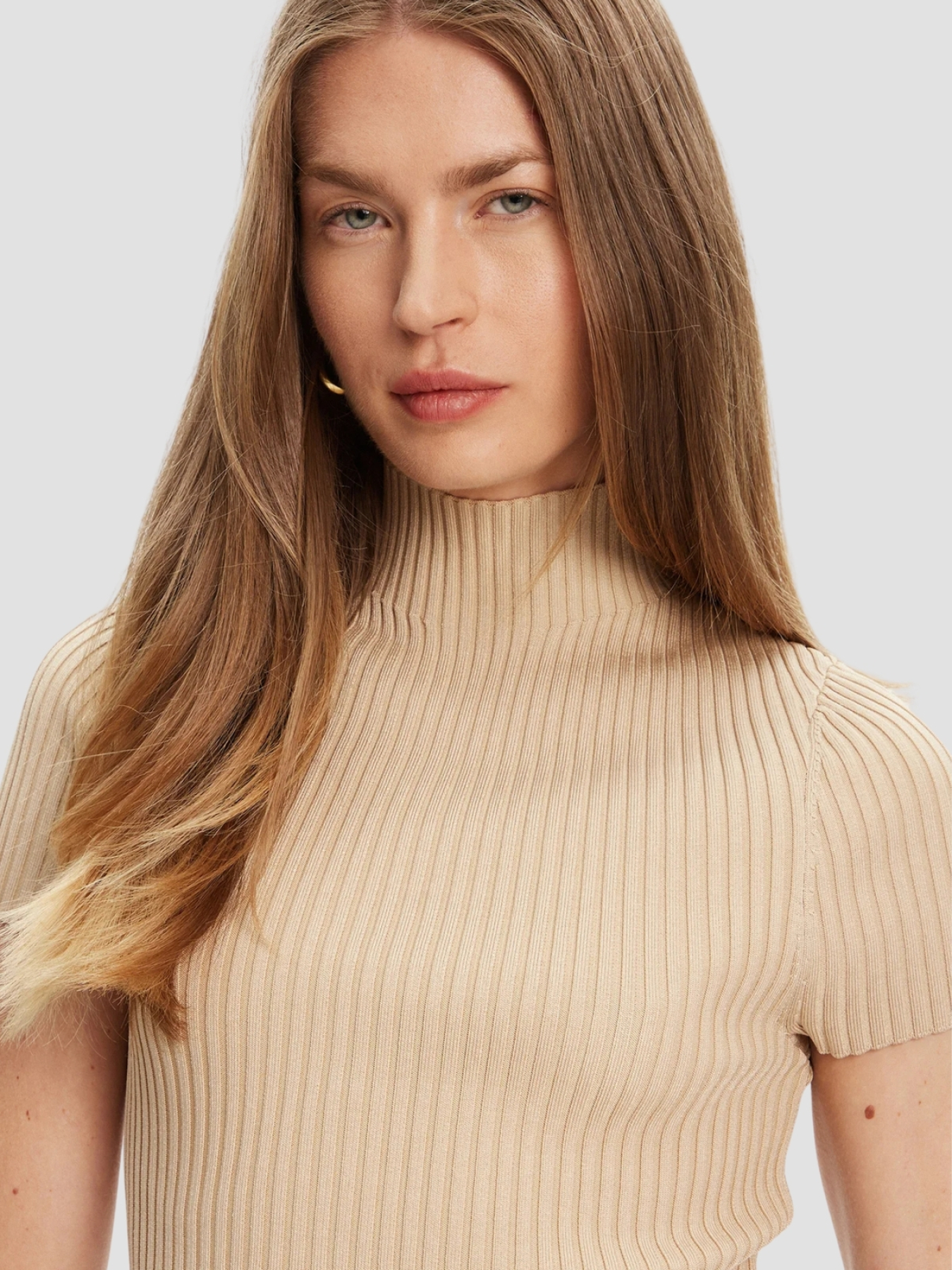 Худи и свитшоты GUESS модель W5YR04.Z0040;G1L7 Фото