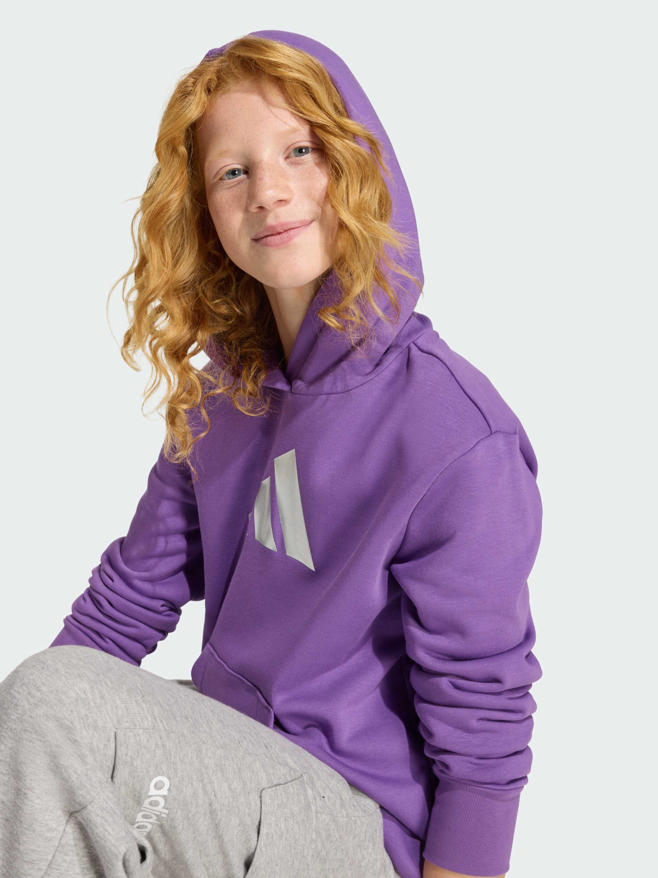 Худи и свитшоты Adidas модель KE5470 Фото