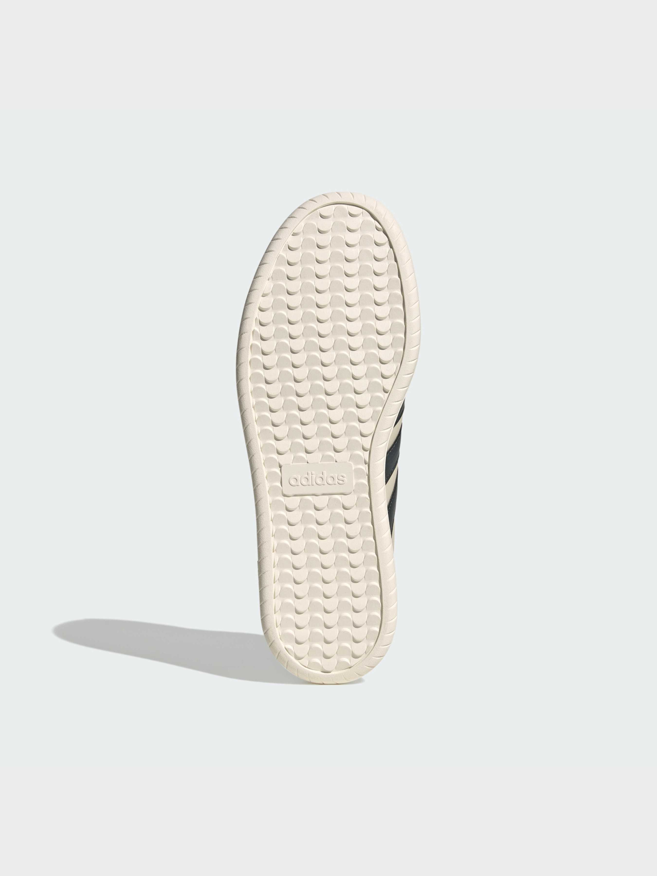 Кеди Adidas модель JP5924 Кеди Adidas модель JP5924 Фото