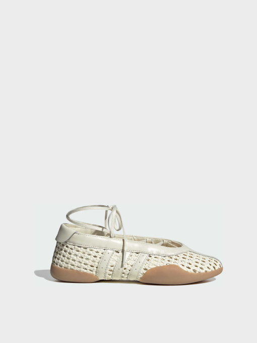 Туфли и лоферы Adidas модель KI3582 Фото