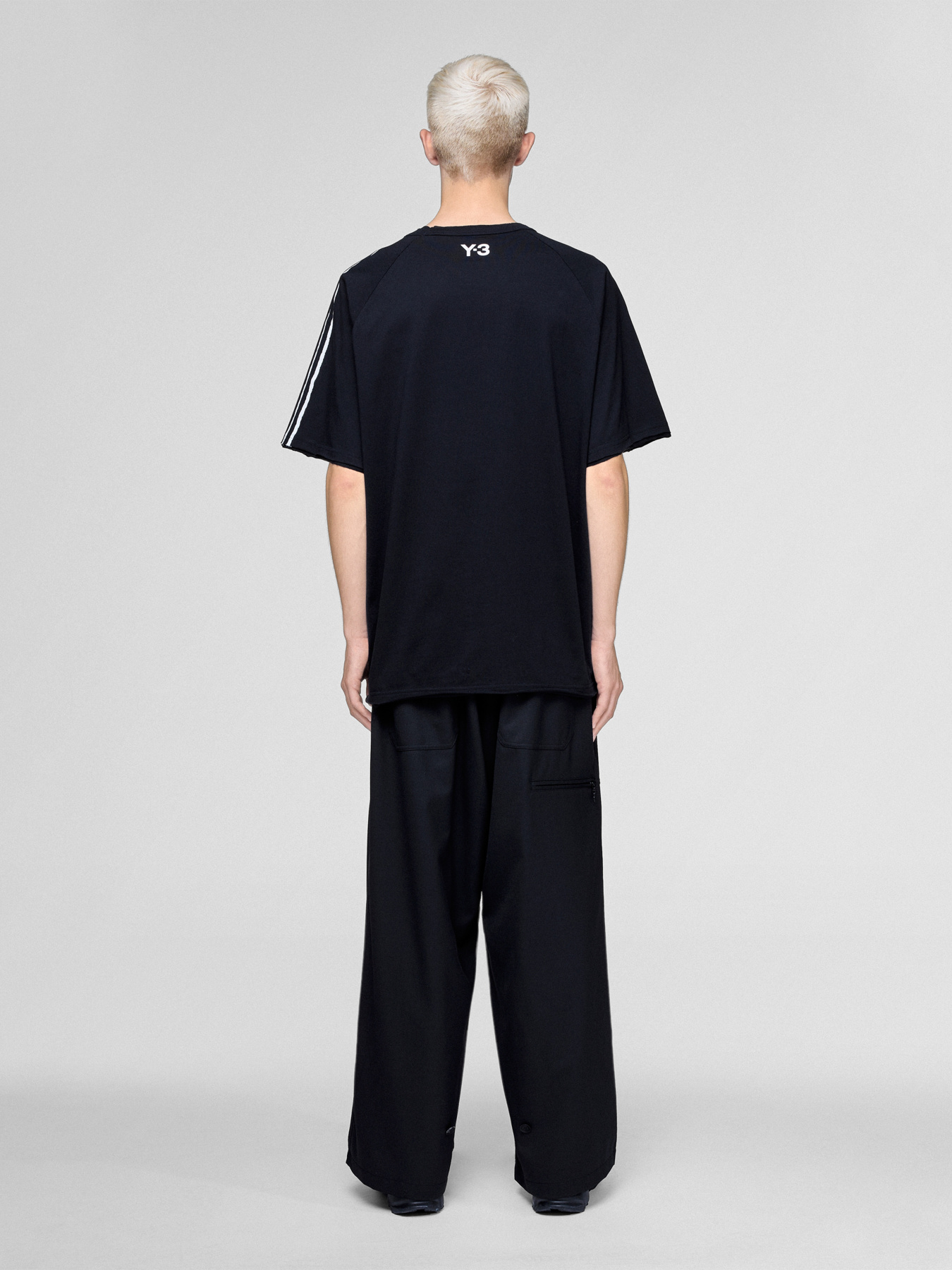 Футболки и поло Adidas Y-3 модель KQ9793 Футболки и поло Adidas Y-3 модель KQ9793 Фото