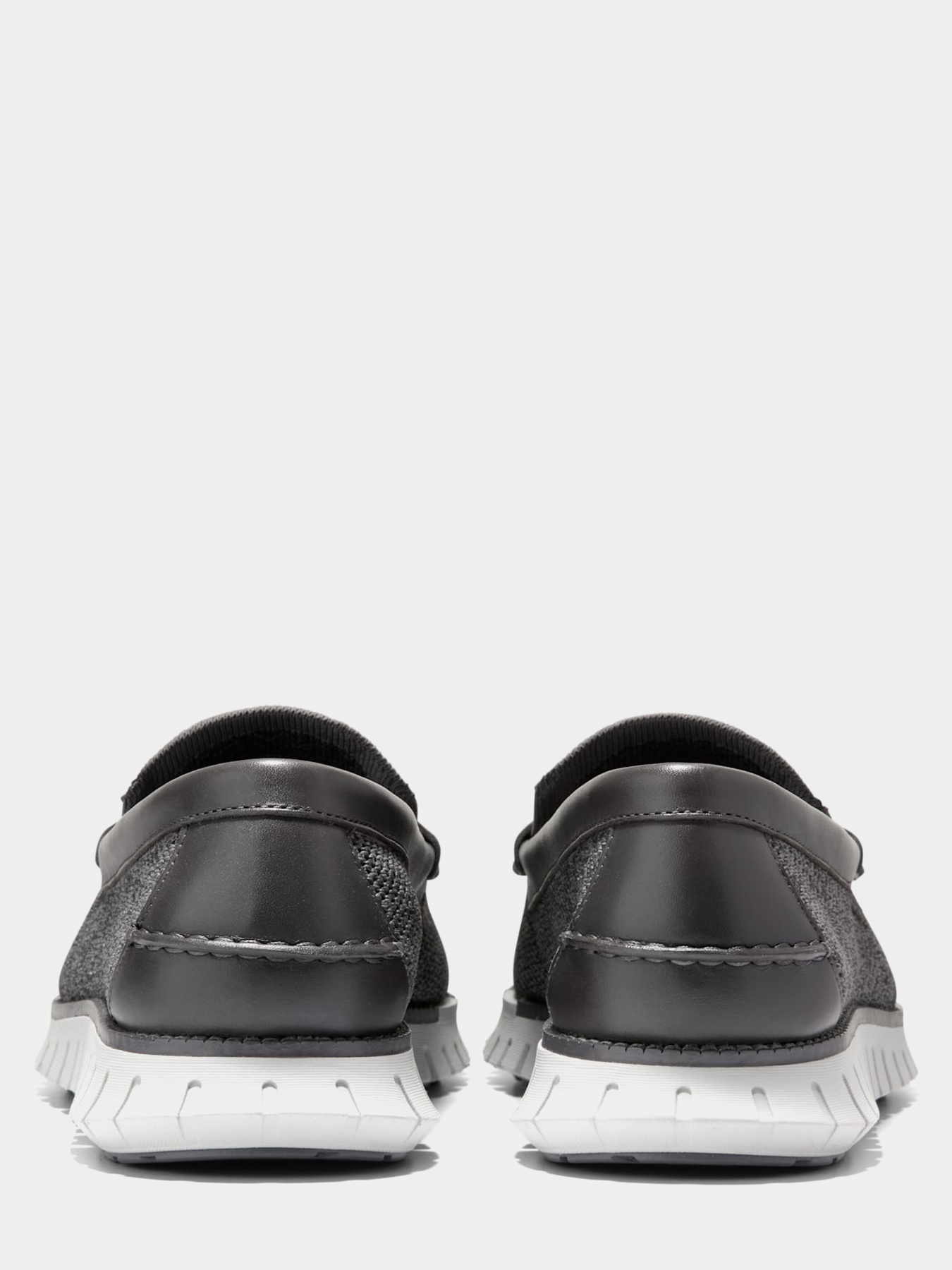 Туфли и лоферы Cole Haan модель C42517 Фото