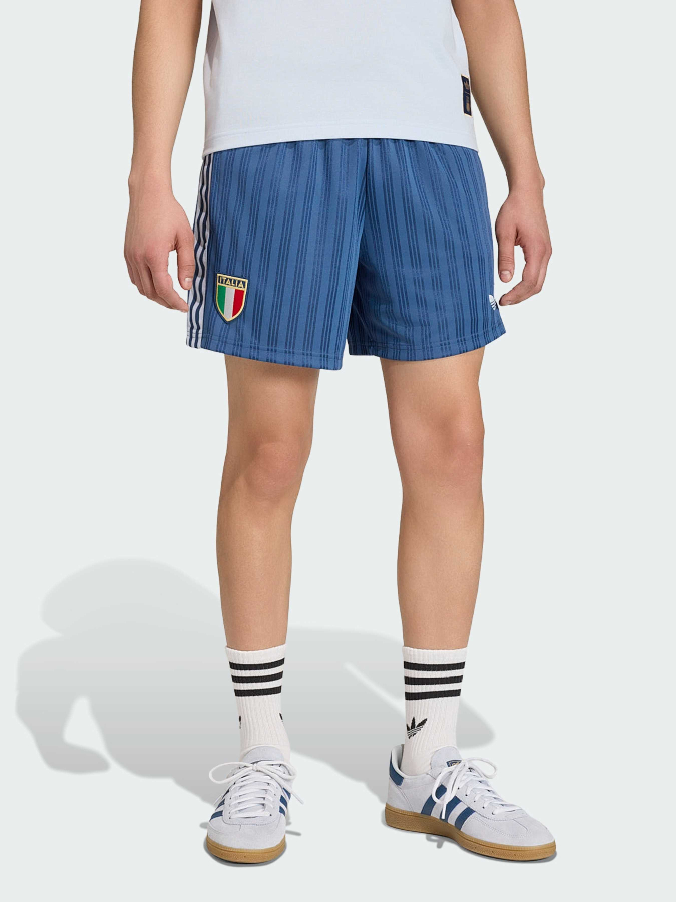Шорты Adidas модель JY9625 Шорты Adidas модель JY9625 Фото