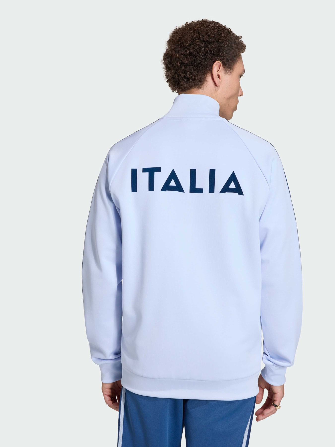 Худи и свитшоты Adidas модель JY9630 Худи и свитшоты Adidas модель JY9630 Фото