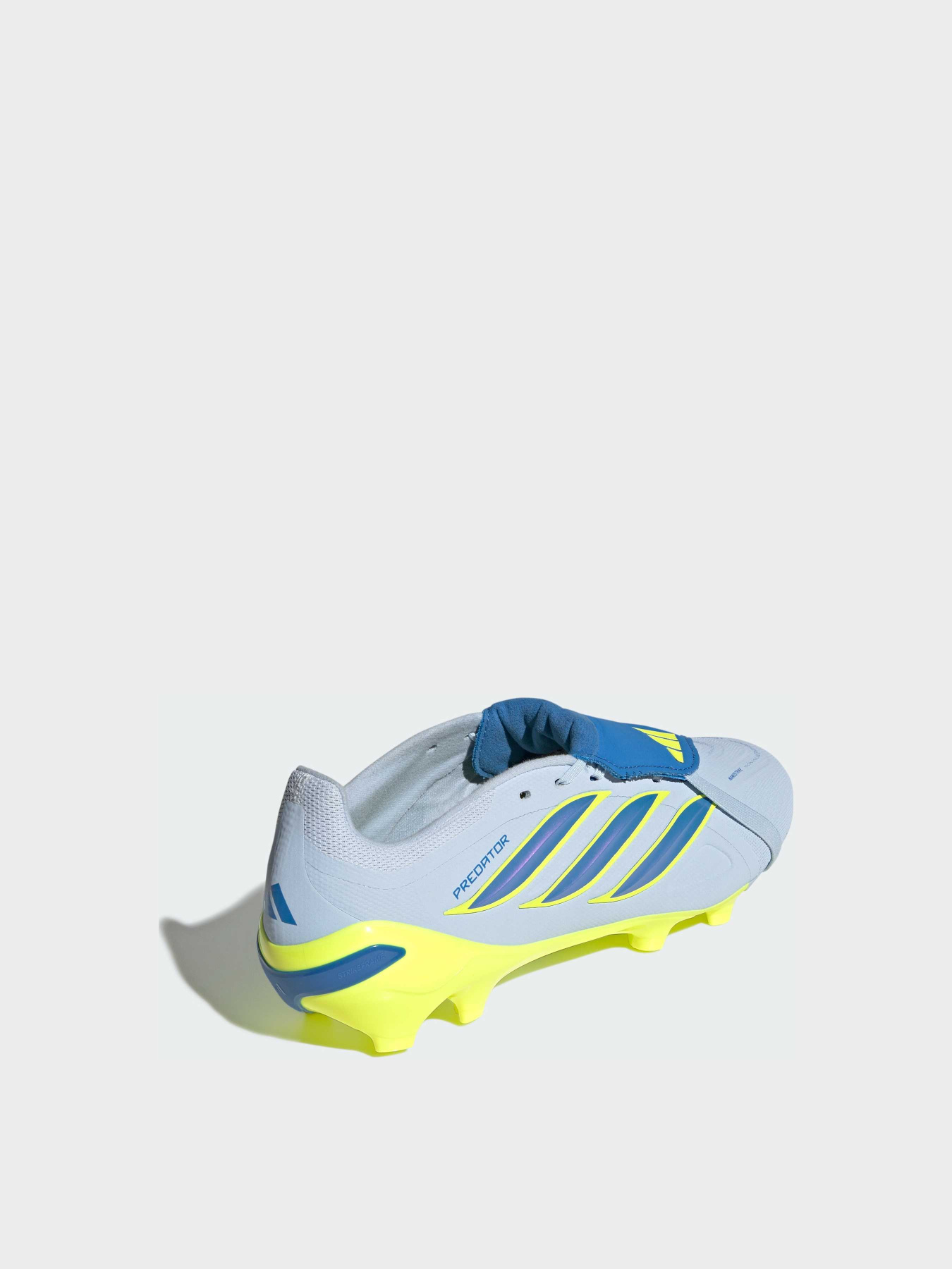 Кроссовки Adidas Predator модель JS0423 Фото