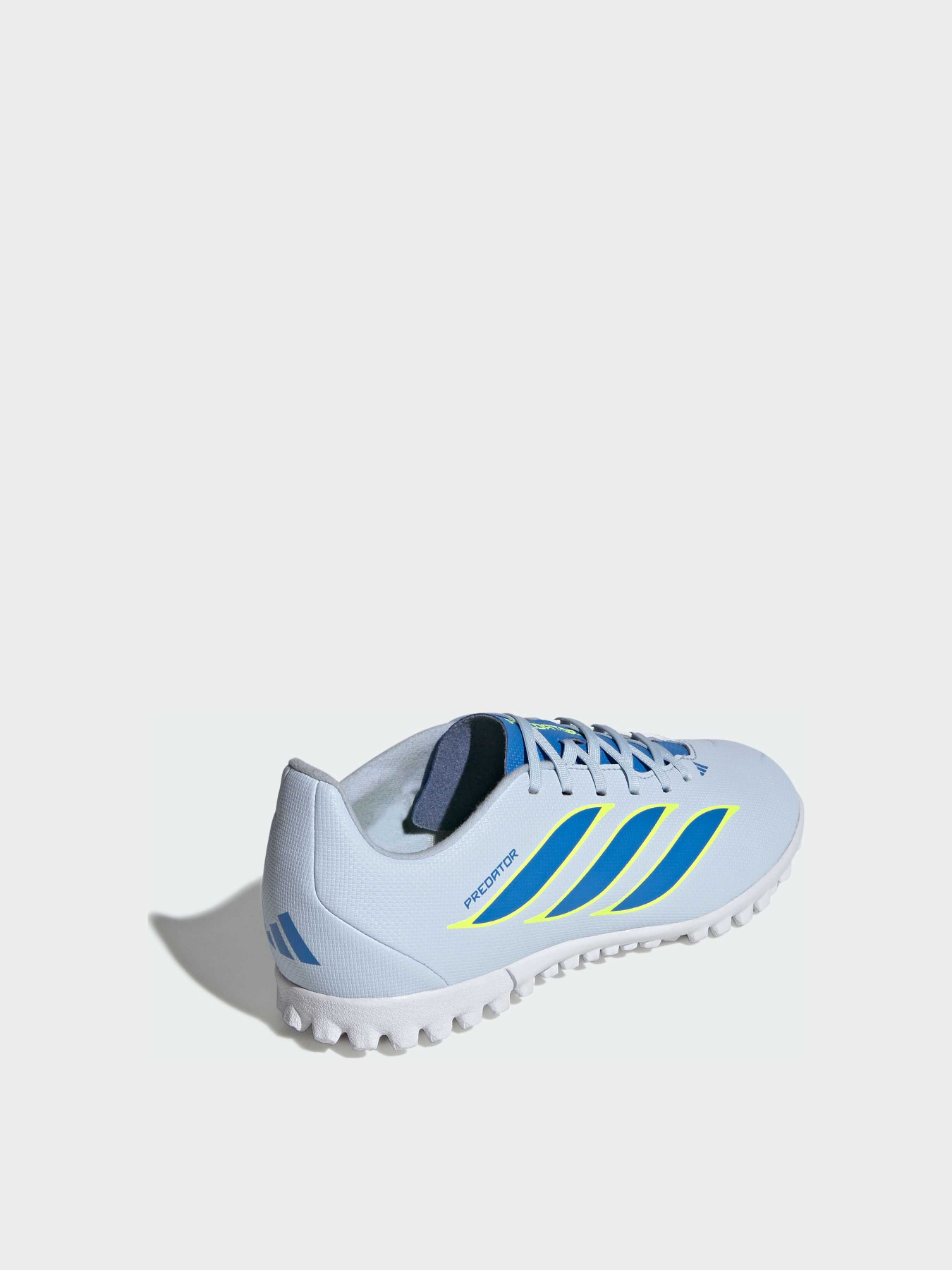 Кроссовки Adidas Predator модель JS0366 Фото