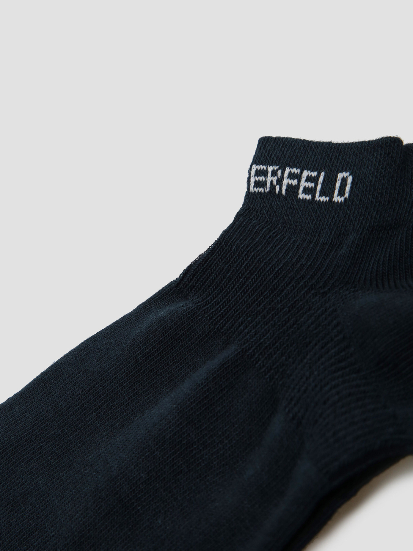 Шкарпетки та гольфи Karl Lagerfeld модель 511102.805505;690 Шкарпетки та гольфи Karl Lagerfeld модель 511102.805505;690 Фото