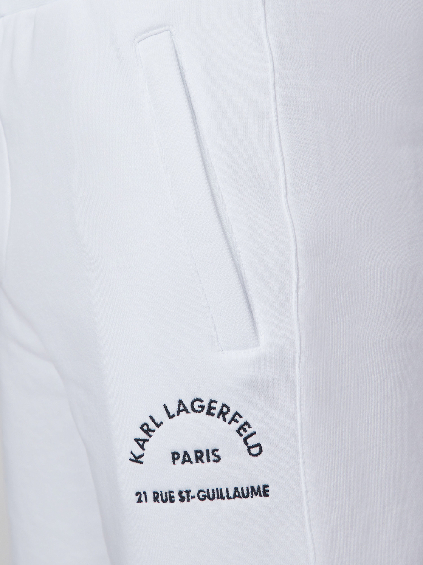 Шорти Karl Lagerfeld модель 532900.705027;10 Шорти Karl Lagerfeld модель 532900.705027;10 Фото