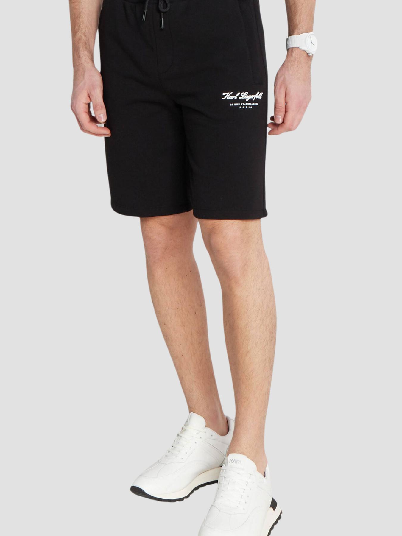 Шорти Karl Lagerfeld модель 541900.705407;990 Шорти Karl Lagerfeld модель 541900.705407;990 Фото