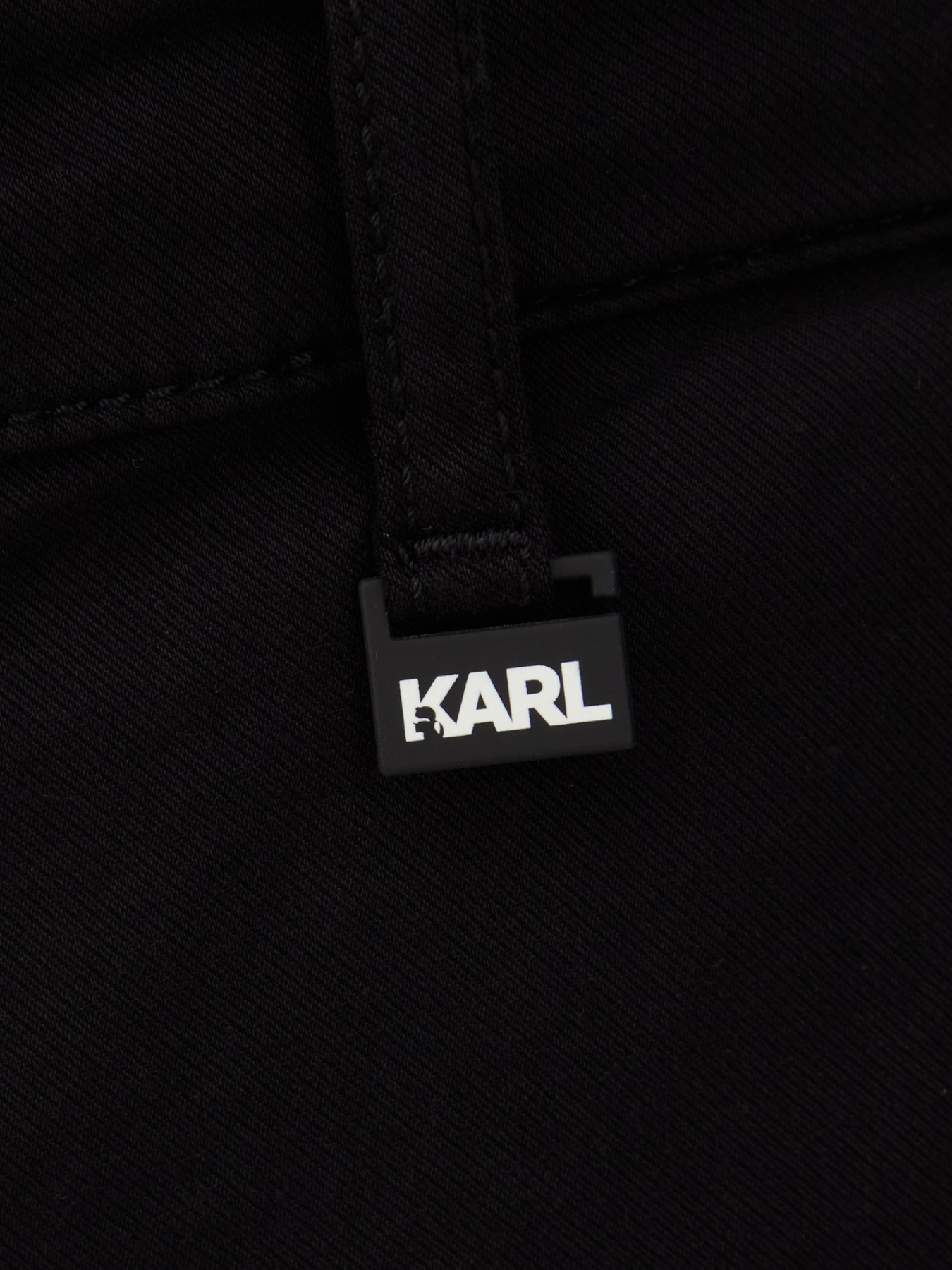 Шорти Karl Lagerfeld модель 551826.265812;990 Фото
