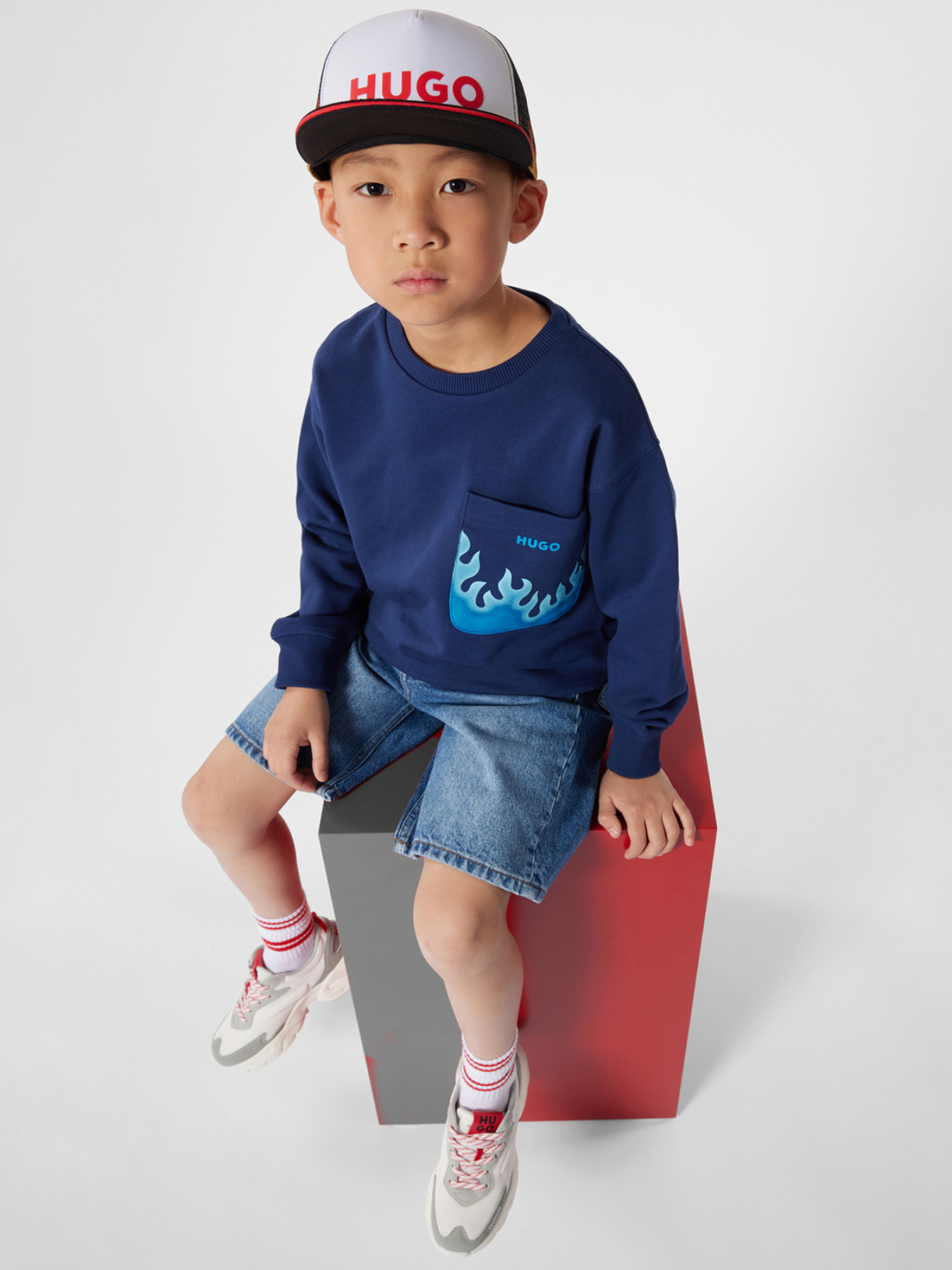 Шорты HUGO Kids модель G00040;Z25 Фото