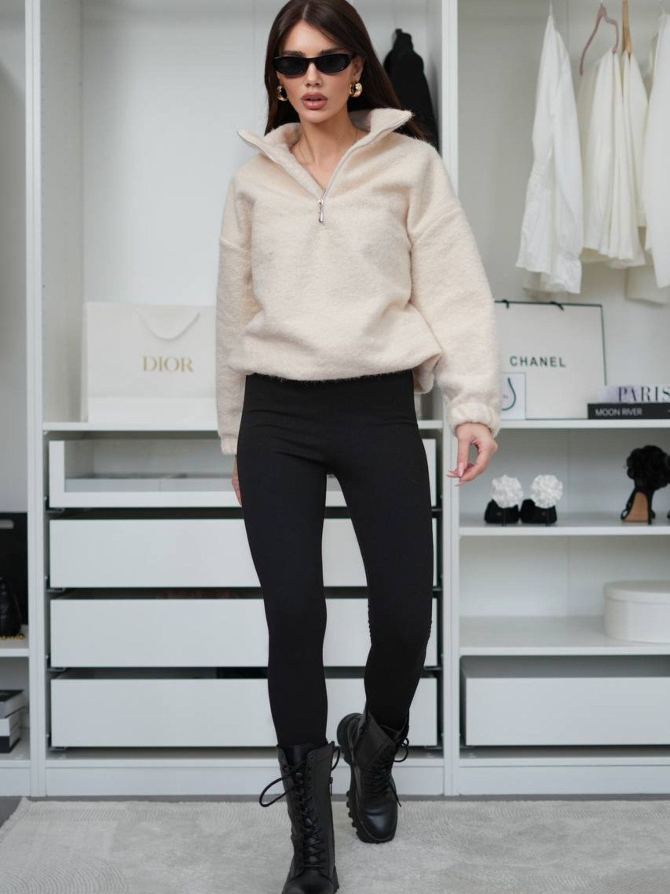 Костюмы Uaclothes модель like16122-cherno-belj Костюмы Uaclothes модель like16122-cherno-belj Фото