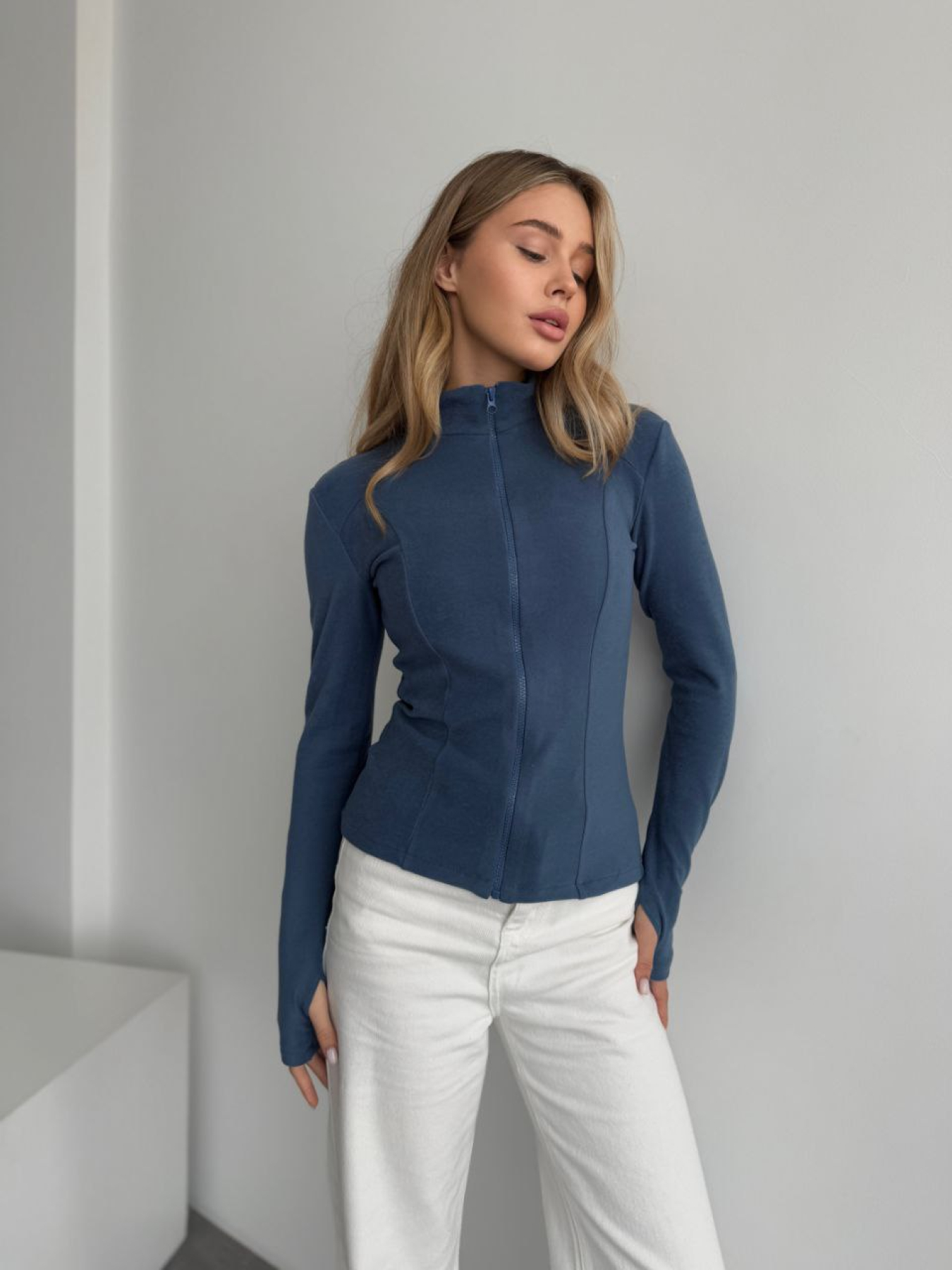 Худи и свитшоты Uaclothes модель like16011-sinij Худи и свитшоты Uaclothes модель like16011-sinij Фото
