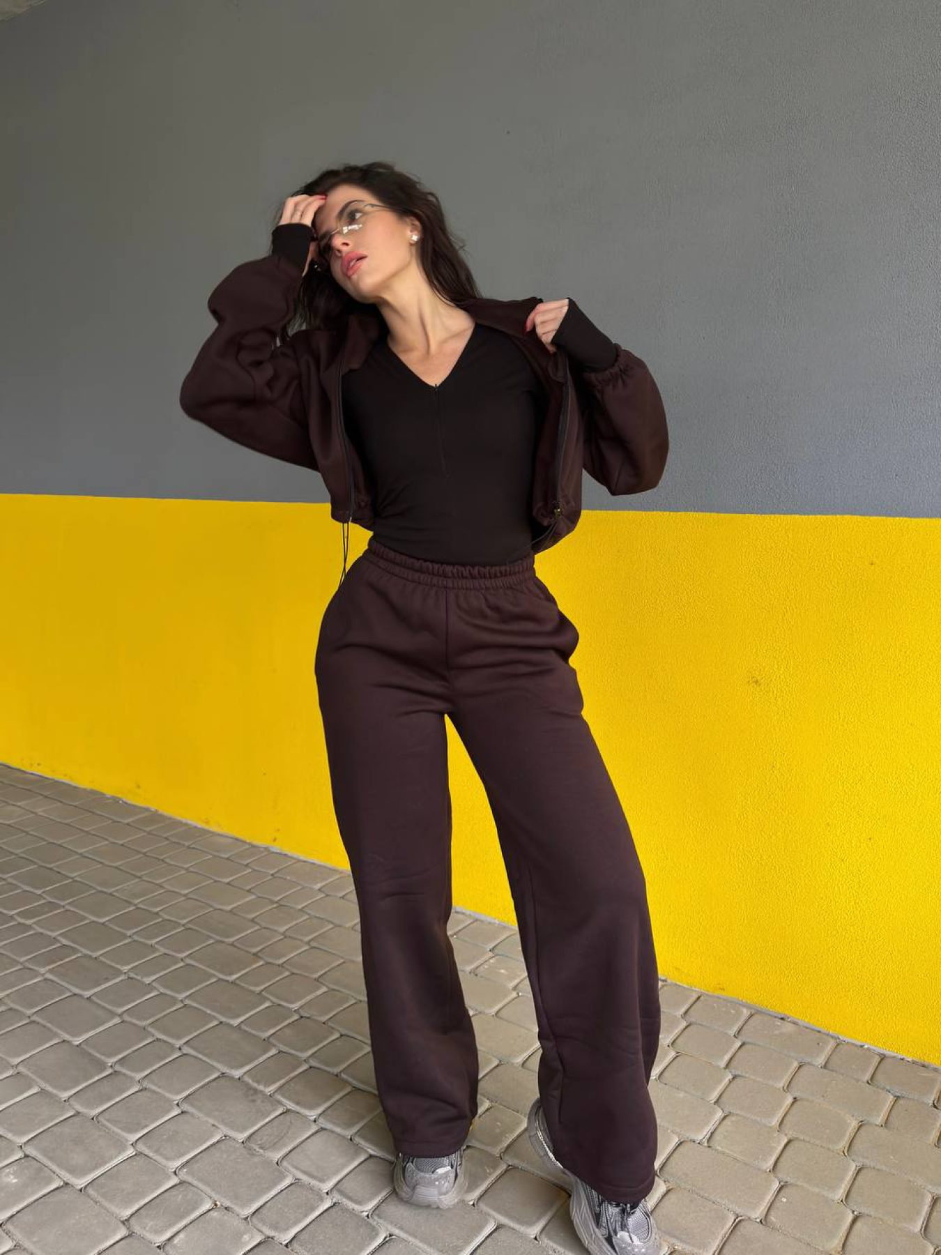 Худи и свитшоты Uaclothes модель like15870-chernj Худи и свитшоты Uaclothes модель like15870-chernj Фото