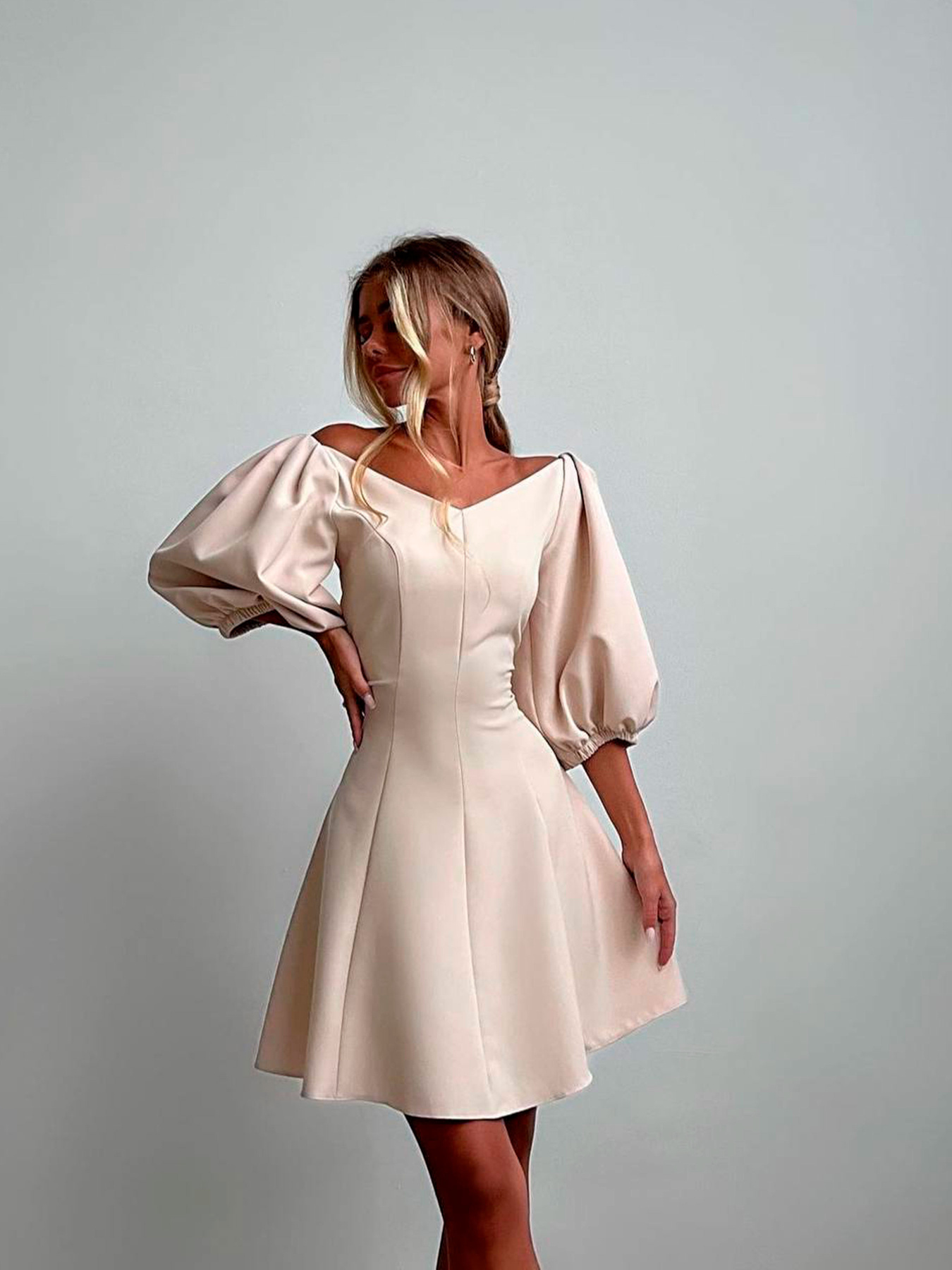 Сукні Uaclothes модель like15025-bezhevj Сукні Uaclothes модель like15025-bezhevj Фото
