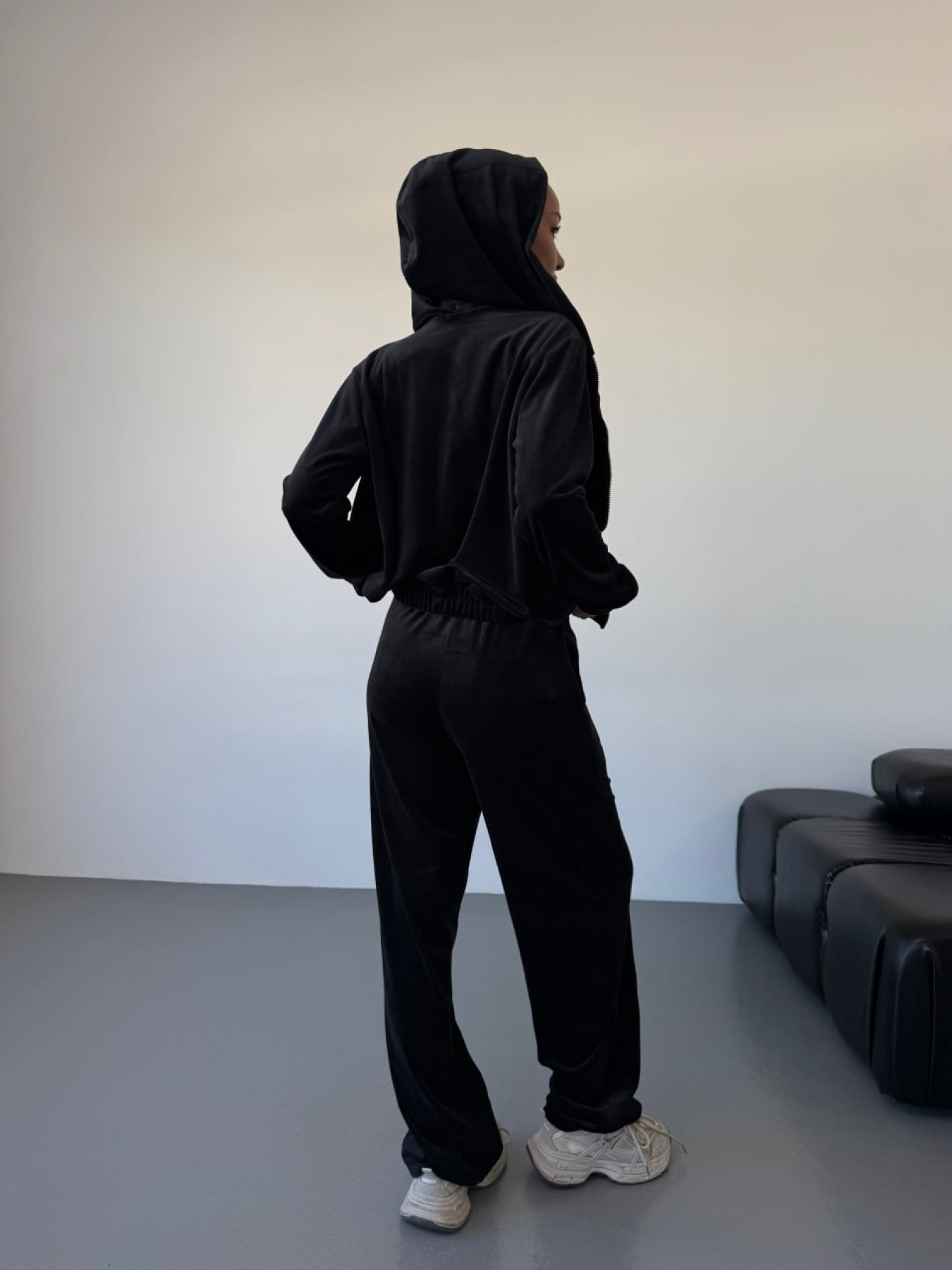 Костюми Uaclothes модель like14898-chernj Фото