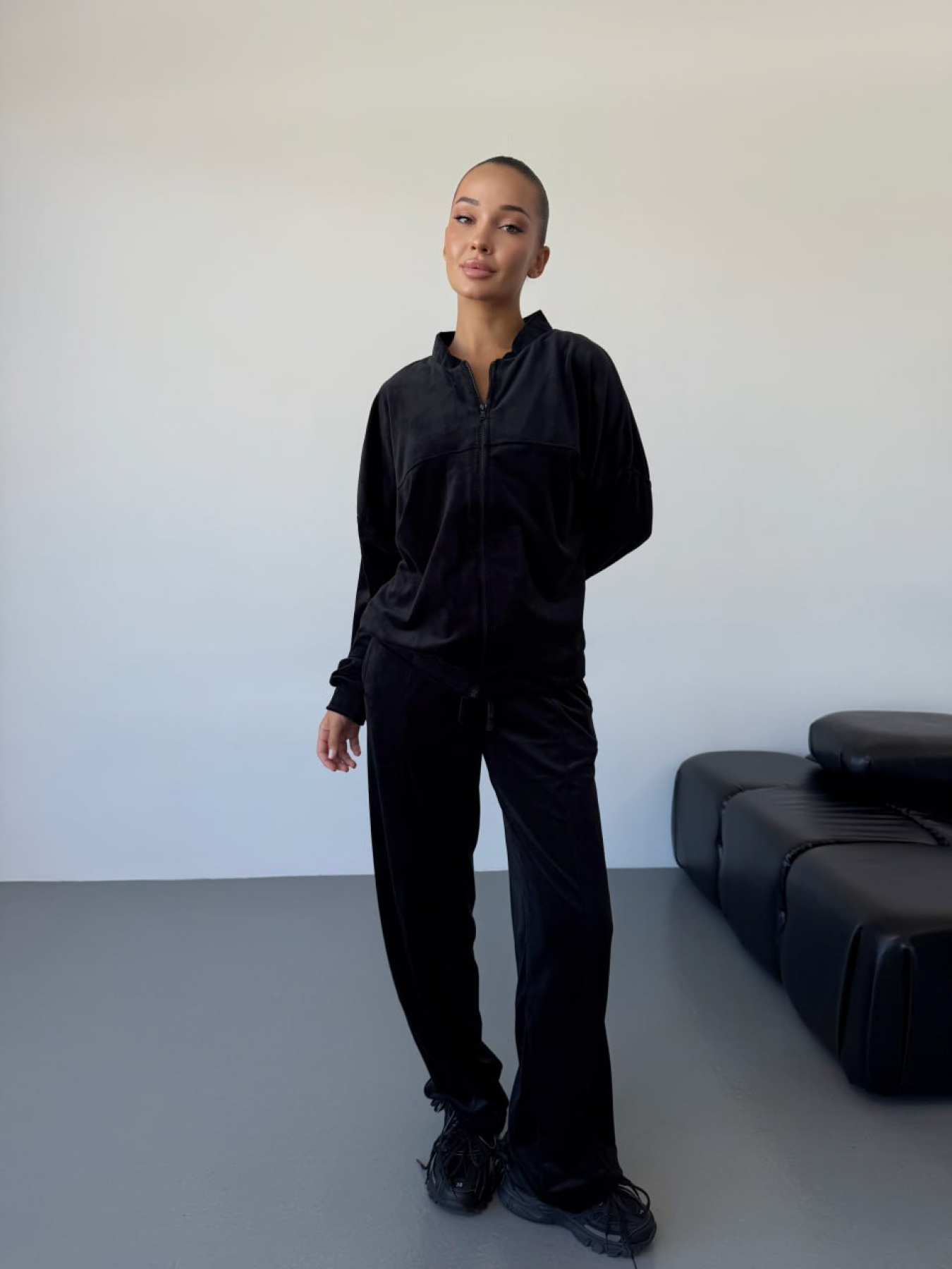 Костюми Uaclothes модель like14861-chernj Фото