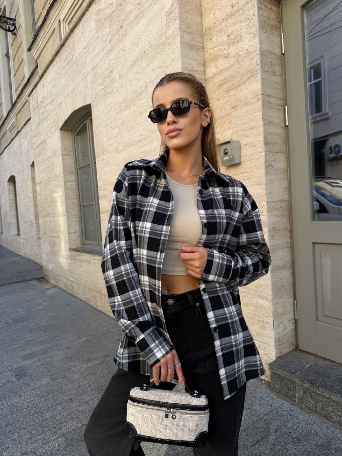 Рубашки Uaclothes модель like14743-chernj Рубашки Uaclothes модель like14743-chernj Фото