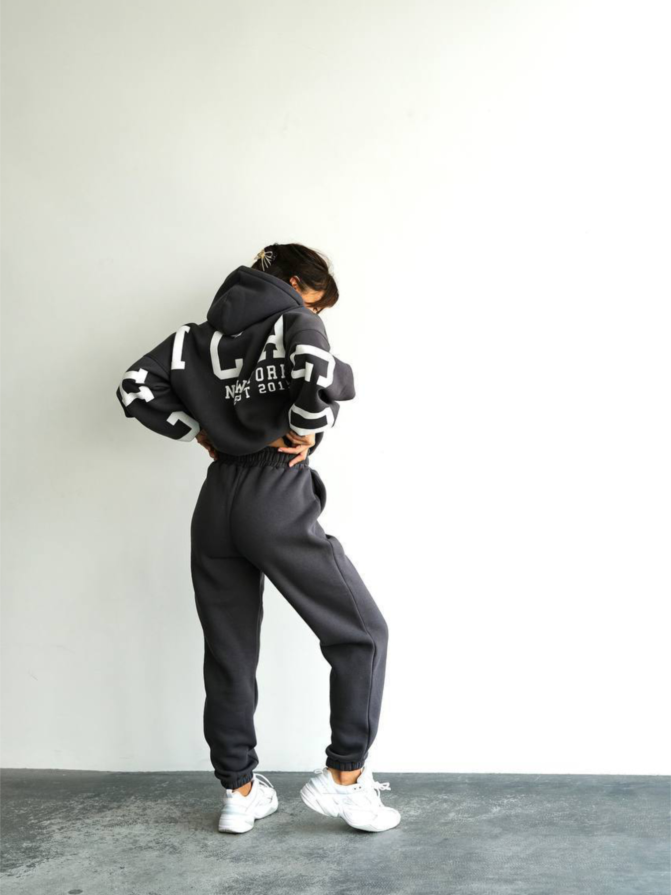 Костюми Uaclothes модель like14619-grafitovj Костюми Uaclothes модель like14619-grafitovj Фото